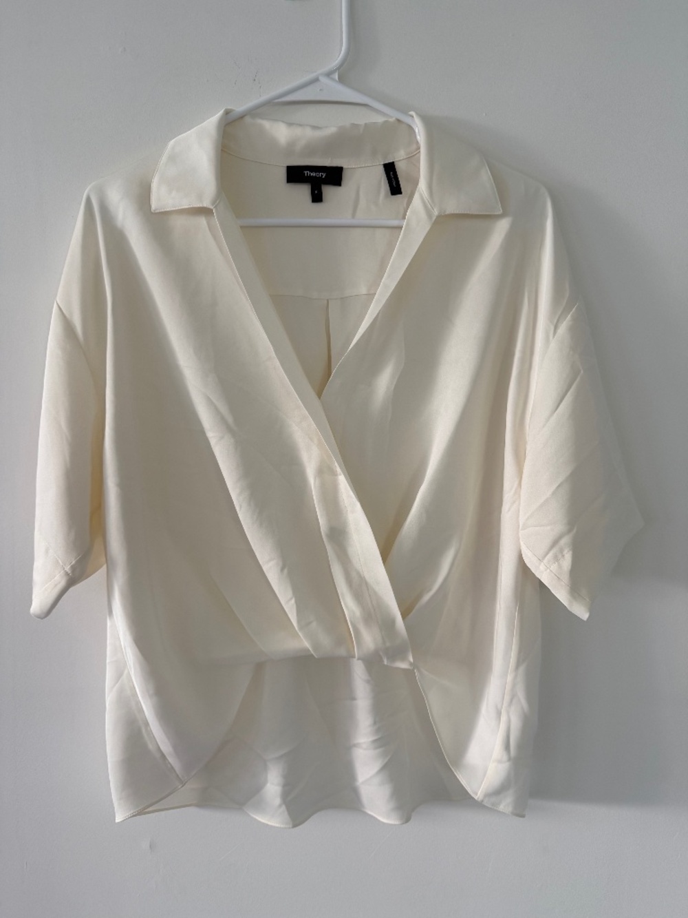 silk theory cream color silk twist top